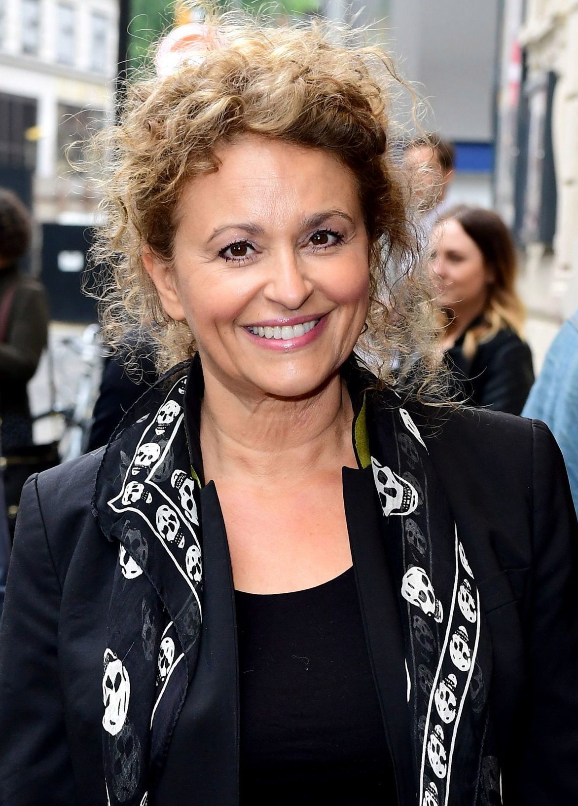 Julia Sawalha